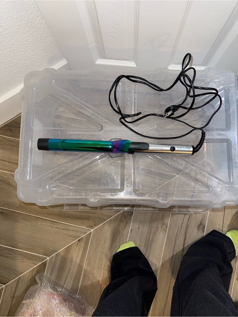 BaByliss Pro Curling Wand 1 1/2 in thick, extra long barrel